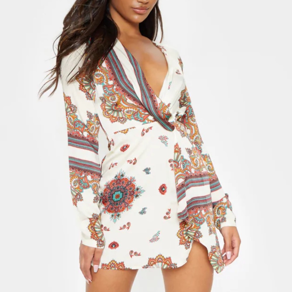 Pretty Little Thing Printed Wrap Dress